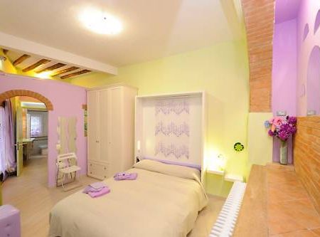 Alla Maison Di Alessia Bed & Breakfast Perugia Oda fotoğraf